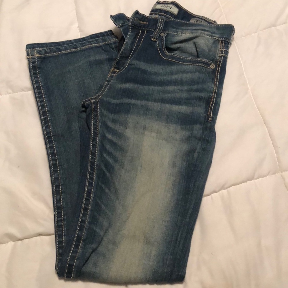 Men’s Buckle jeans